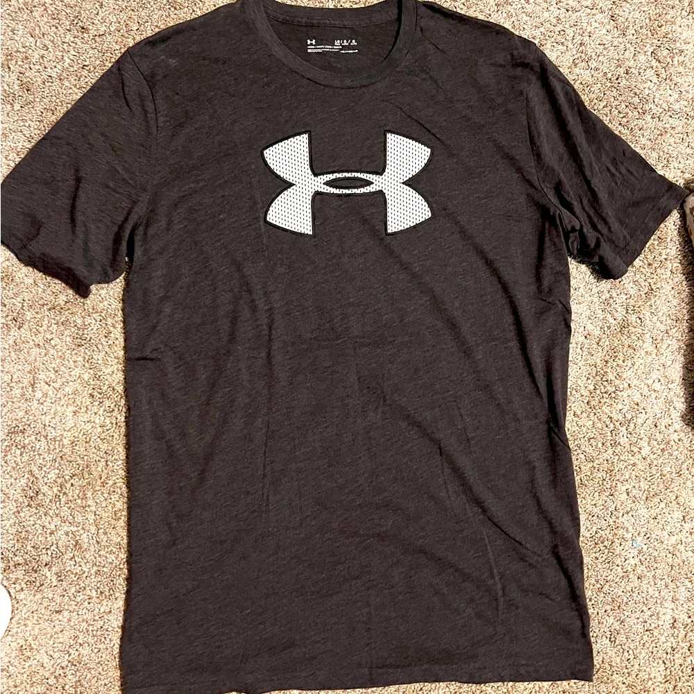 Men’s Under Armour Tshirt
